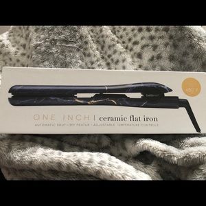 Bella Pro Ceramic Flat Iron
